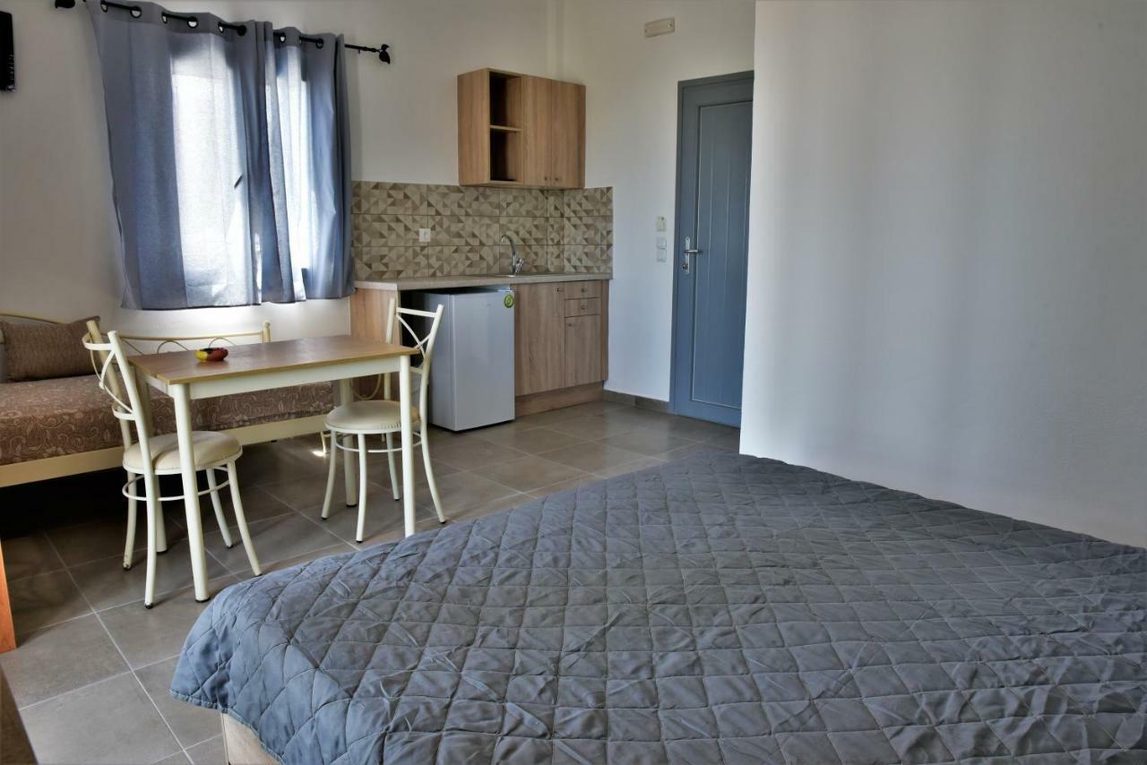 Kafouros Hotel Kamari  Luaran gambar