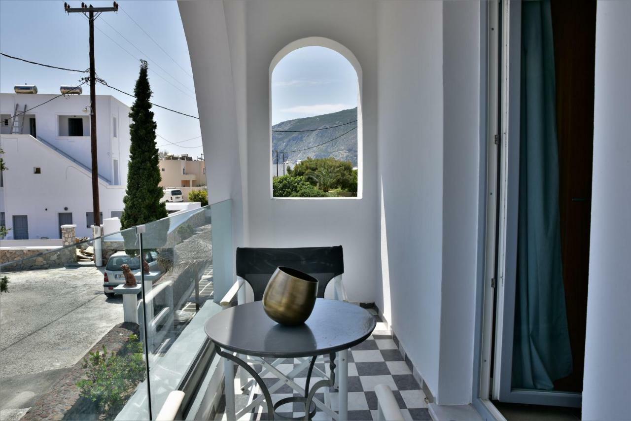 Kafouros Hotel Kamari  Luaran gambar