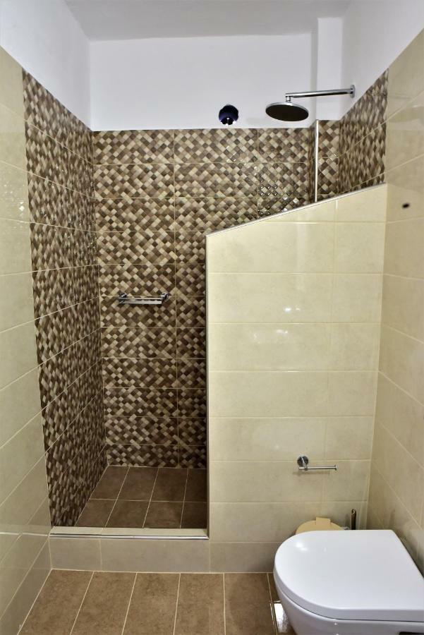 Kafouros Hotel Kamari  Luaran gambar